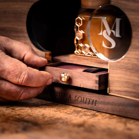 UMF 35+ (MGO 2190) Manuka Honey Limited Reserve